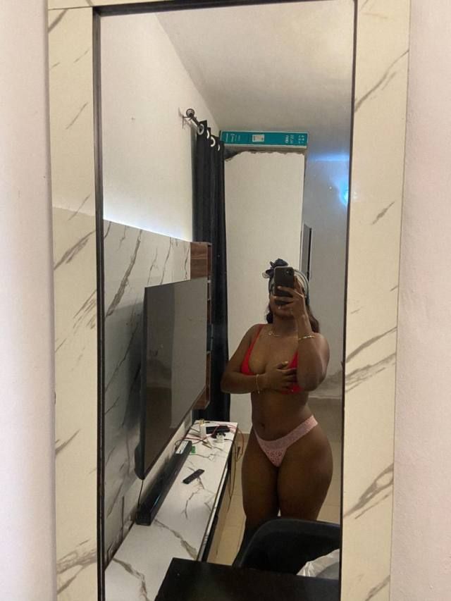 I’m available for new year meet up text me let’s make love and have sex  🎄❤️Telegram: Munalove707 signal: Munarose.25 - Image 2